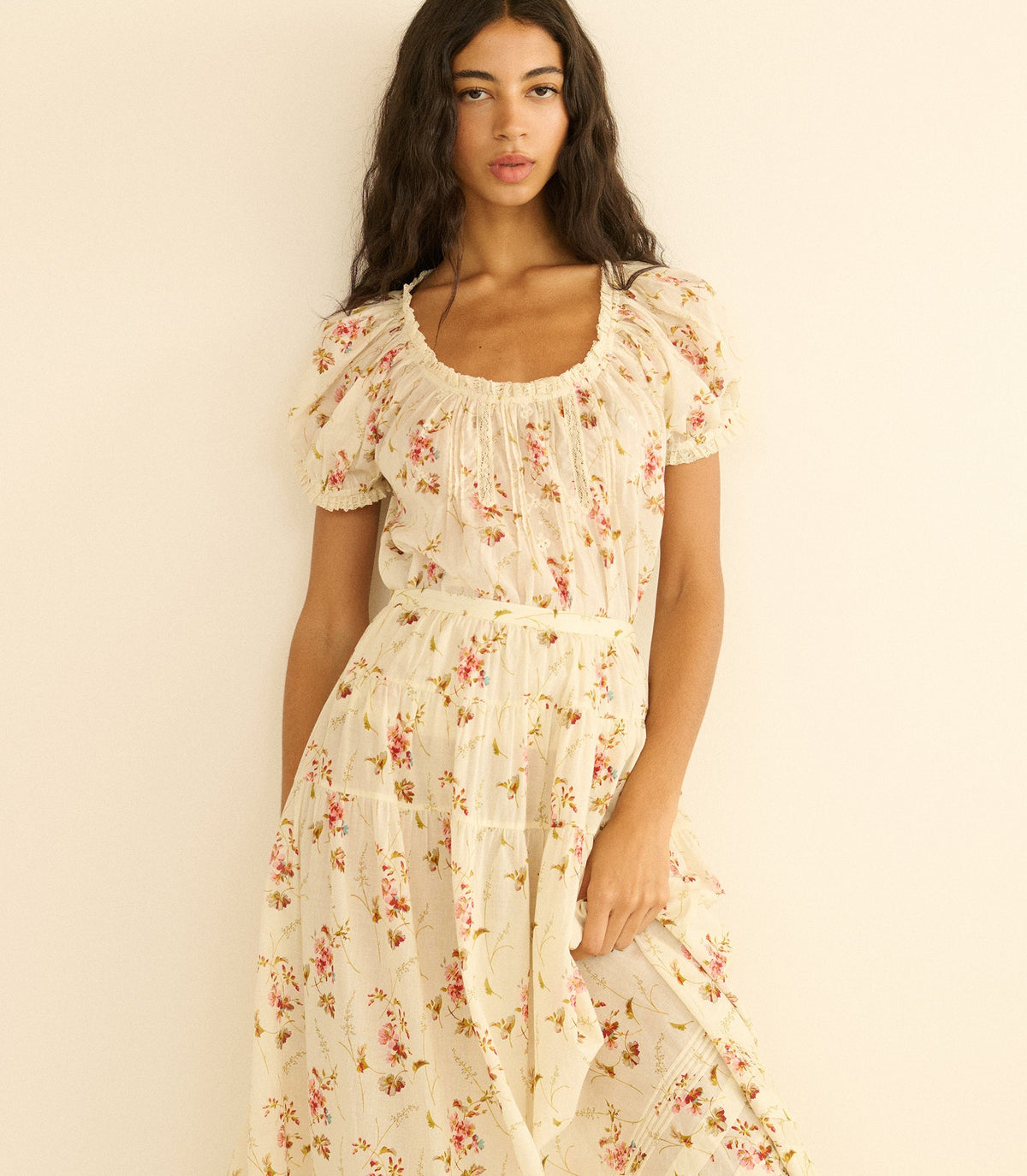 FREDERICA TOP -- BLANC PRAIRIE ROSE