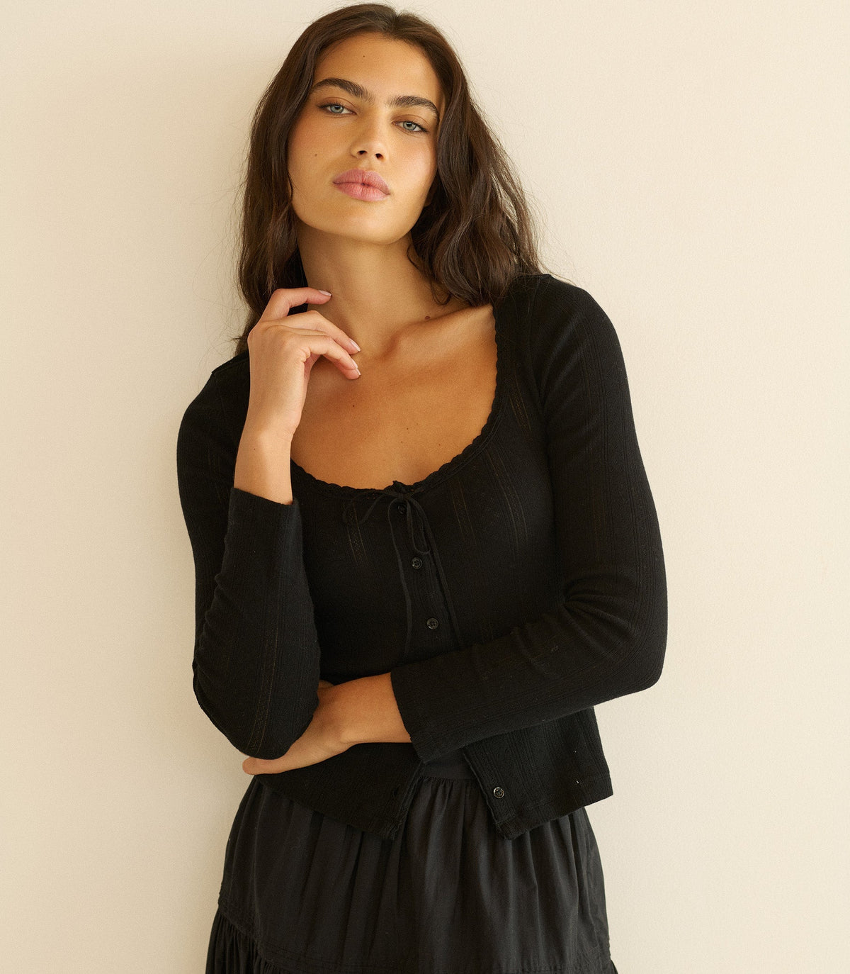 LORI TEE -- BLACK